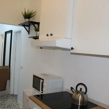 Apartment Anacreonte 7 *
