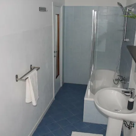 Apartment Anacreonte 7 *