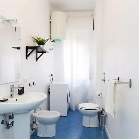 Apartment Anacreonte 7 *